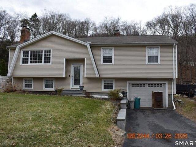 House for sale in Naugatuck, Connecticut