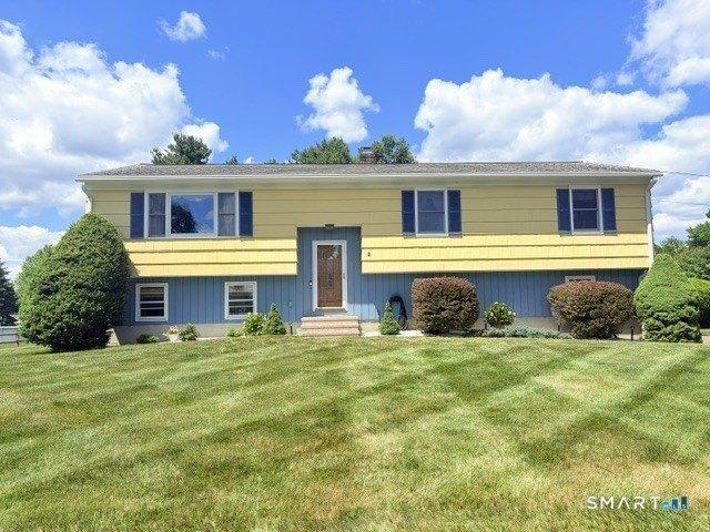 House for sale in Beacon Falls, Connecticut