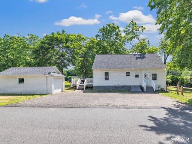 House for sale in Beacon Falls, Connecticut