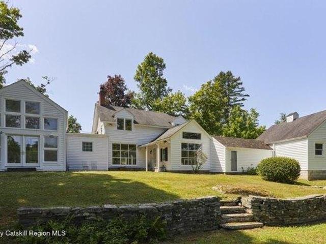 House for sale in Bearsville, New York