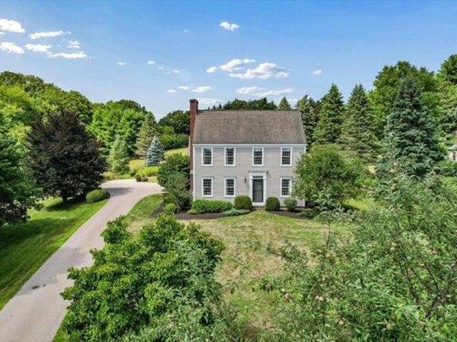 House for sale in Bedford, Hillsborough County