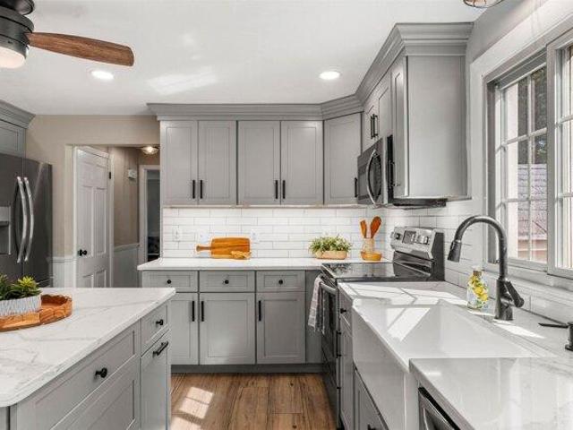 House for sale in Bedford, Hillsborough County