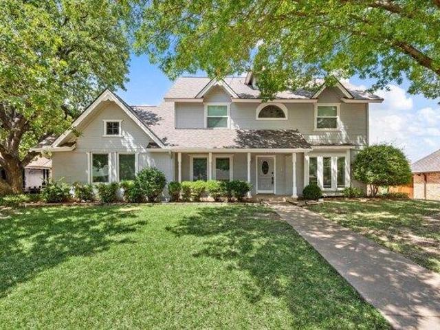 House for sale in Bedford, Texas