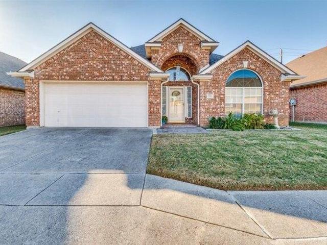 House for sale in Bedford, Texas