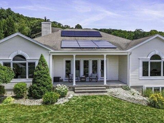 House for sale in Belchertown, Hampshire County