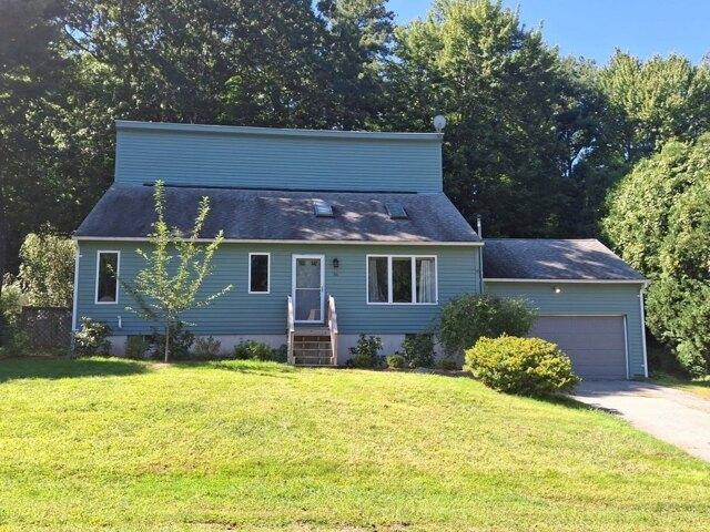 House for sale in Belchertown Center, Belchertown