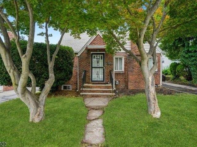 House for sale in Belleville, New Jersey