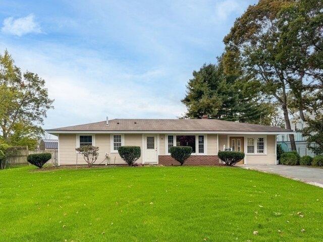 House for sale in Bellingham, Massachusetts