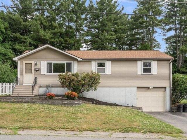 House for sale in Bellingham, Massachusetts
