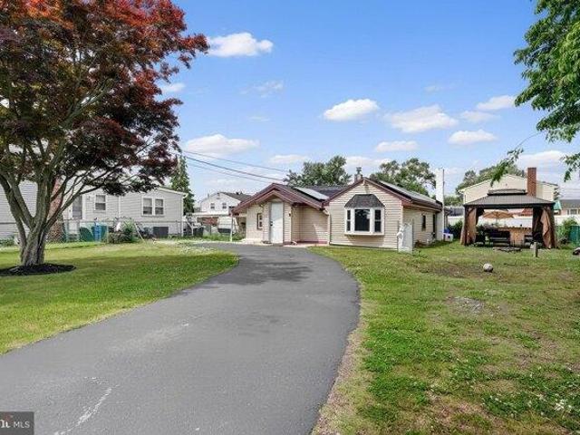 House for sale in Bellmawr, New Jersey