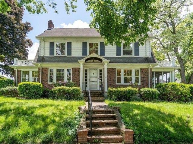 House for sale in Massachusetts