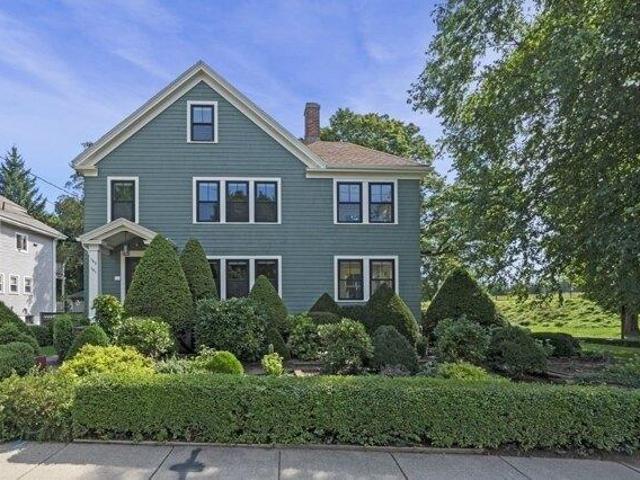 Condo for sale in Belmont, Middlesex County