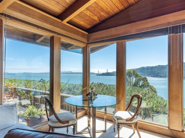 Condo for rent in California