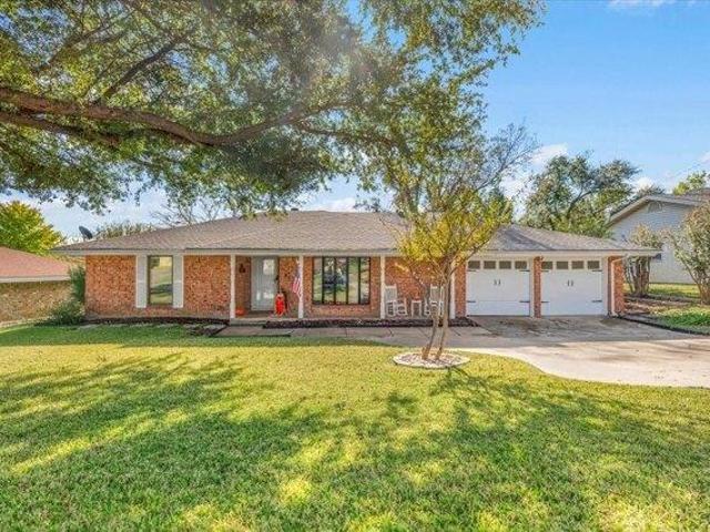 House for sale in Benbrook, Texas