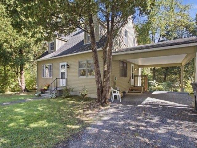 House for sale in Bennington, Bennington County