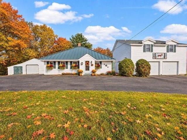 House for sale in Maine