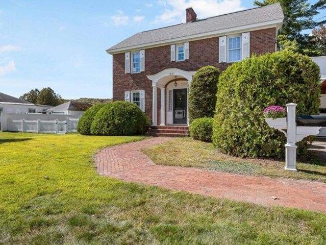 House for sale in Berlin, Coös County