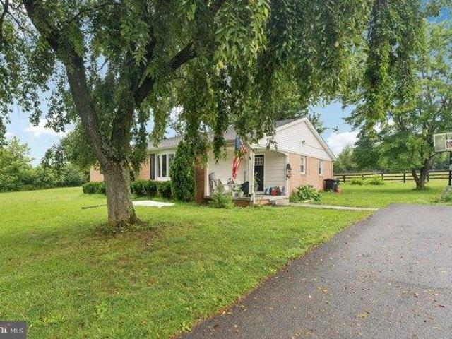 House for sale in Berryville