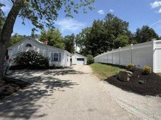 House for sale in Berwick, Maine
