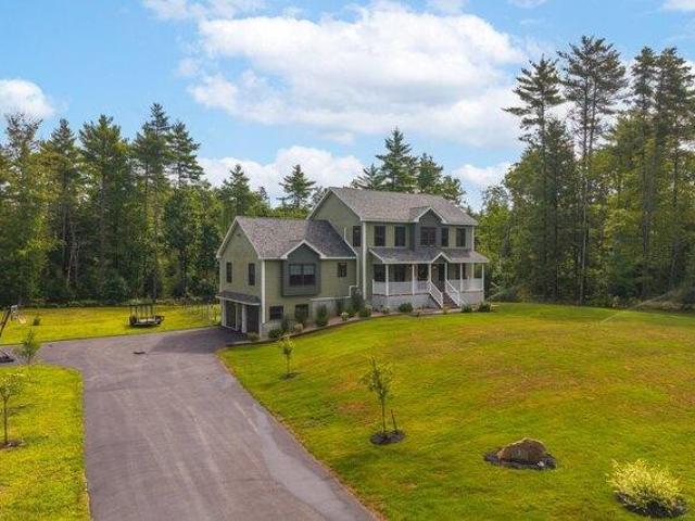 House for sale in Berwick, Maine