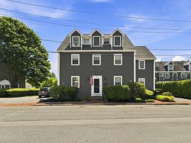 Condo for sale in Beverly, Massachusetts