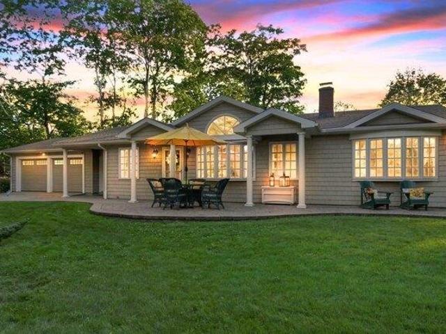 House for sale in Beverly, Massachusetts