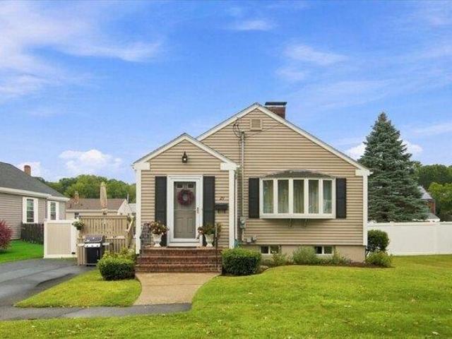 House for sale in Beverly, Massachusetts