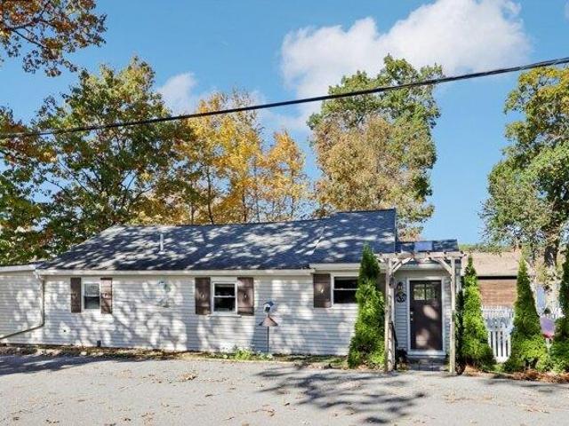 House for sale in Nutting Lake, Billerica