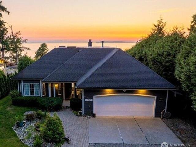 House for sale in Washington