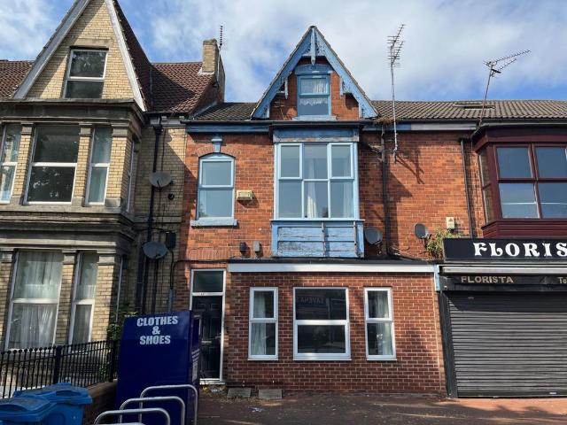 Flat for sale in Hull, City Of Kingston Upon Hull