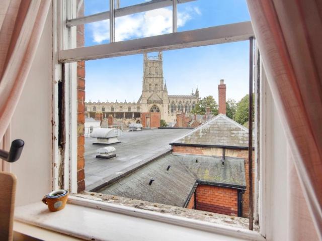 Flat for sale in Kings Barton, Gloucester