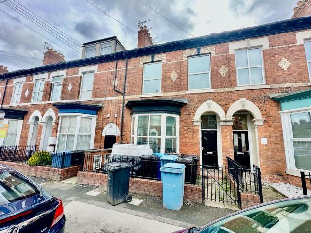 Flat for sale in Hull, City Of Kingston Upon Hull