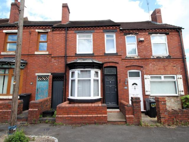 Flat for sale in Dixons Green, West Midlands