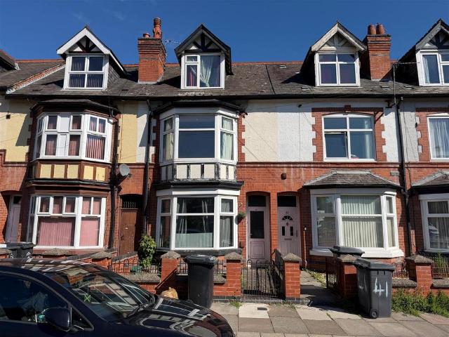 Flat for sale in West End, Old Wharf