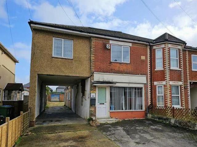 House for sale in Barton Stacey, Hampshire