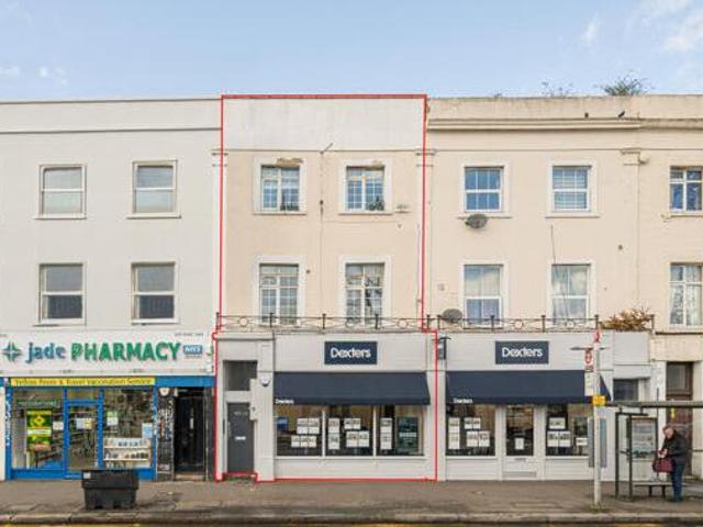 House for sale in Isleworth, Greater London