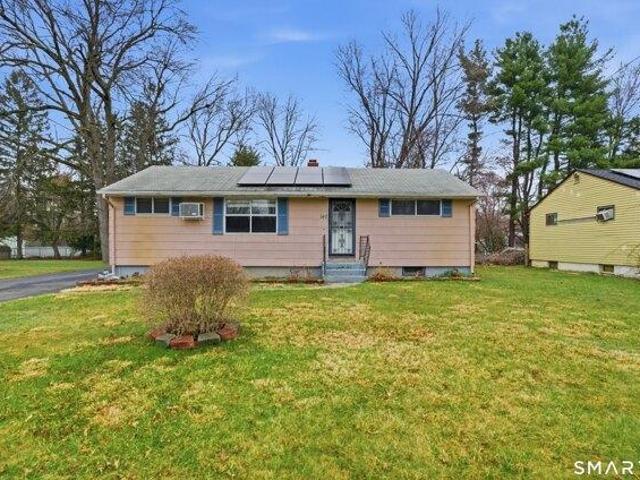 House for sale in Bloomfield, Connecticut