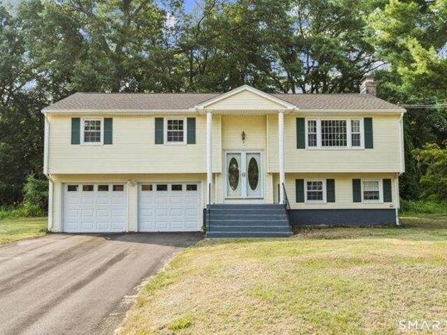 House for sale in Bloomfield, Connecticut
