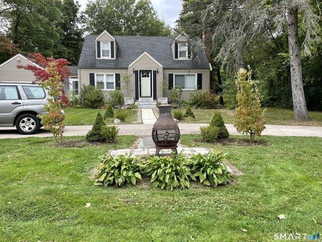 House for sale in Bloomfield, Connecticut