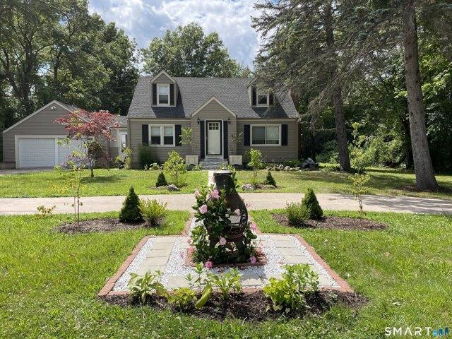 House for sale in Bloomfield, Connecticut