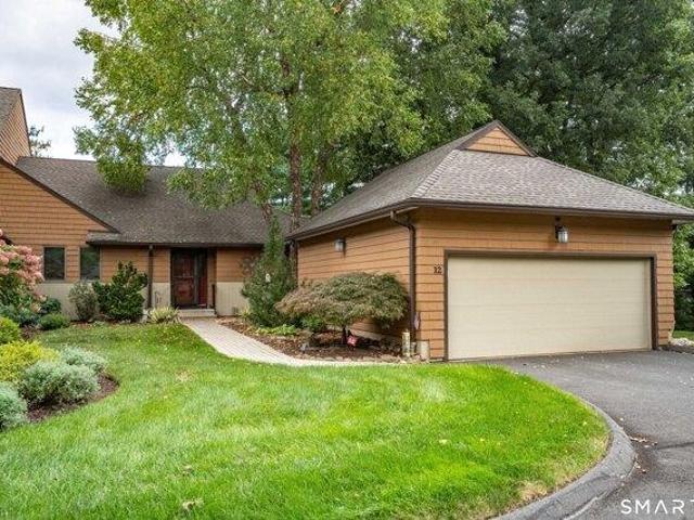 Condo for sale in Bloomfield, Capitol Planning Region