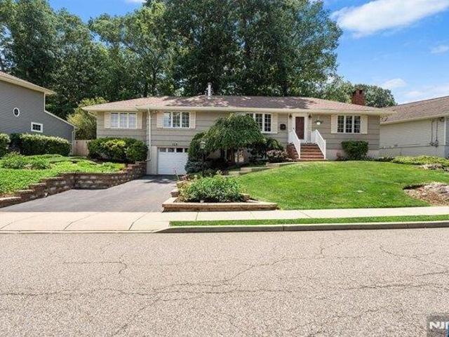 House for sale in Passaic, New Jersey