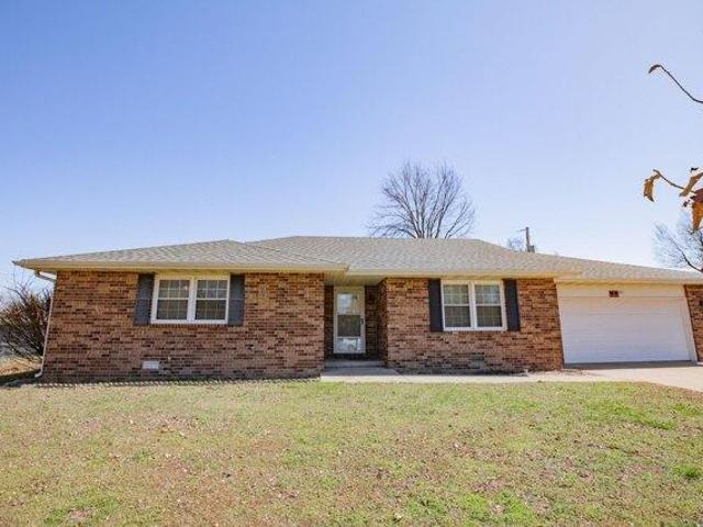 House for sale in Bolivar, Missouri