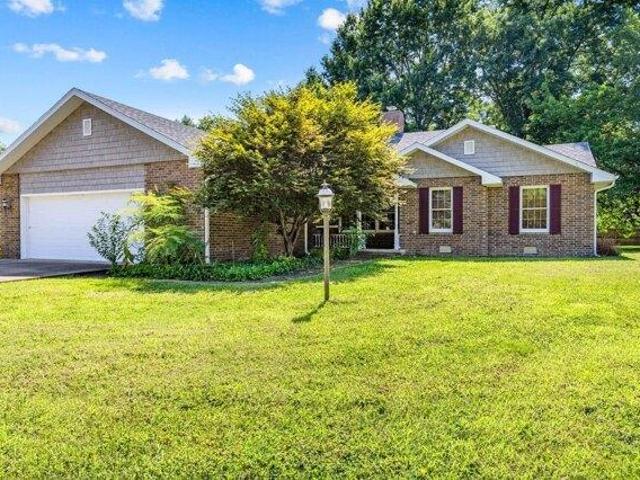 House for sale in Bolivar, Missouri