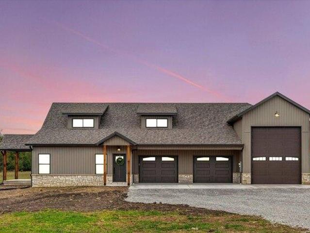 House for sale in Bolivar, Missouri