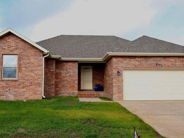 House for sale in Bolivar, Missouri