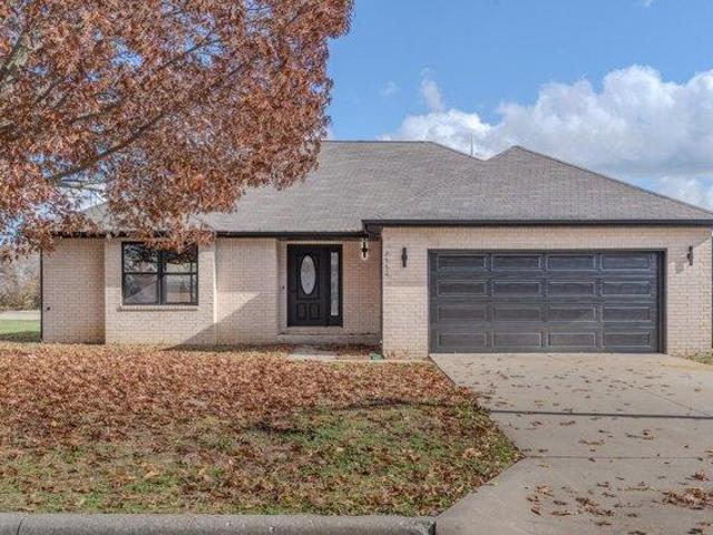 House for sale in Bolivar, Missouri