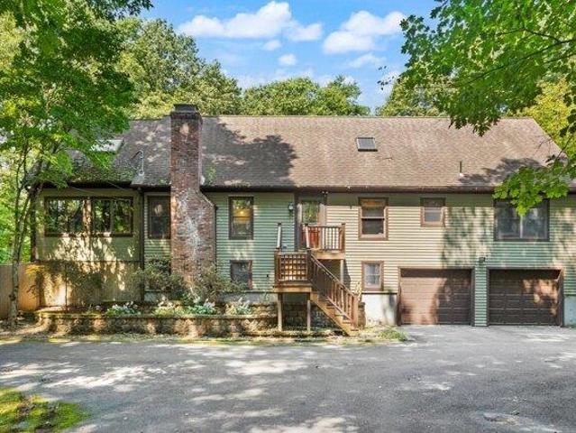 House for sale in Bolton, Massachusetts