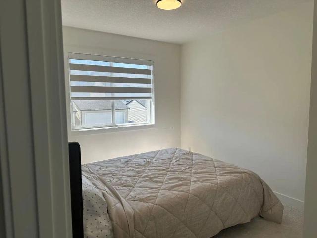 House for rent in Chelsea, Chestermere