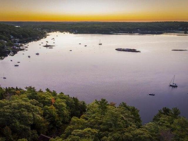House for sale in Boothbay Harbor, Lincoln County